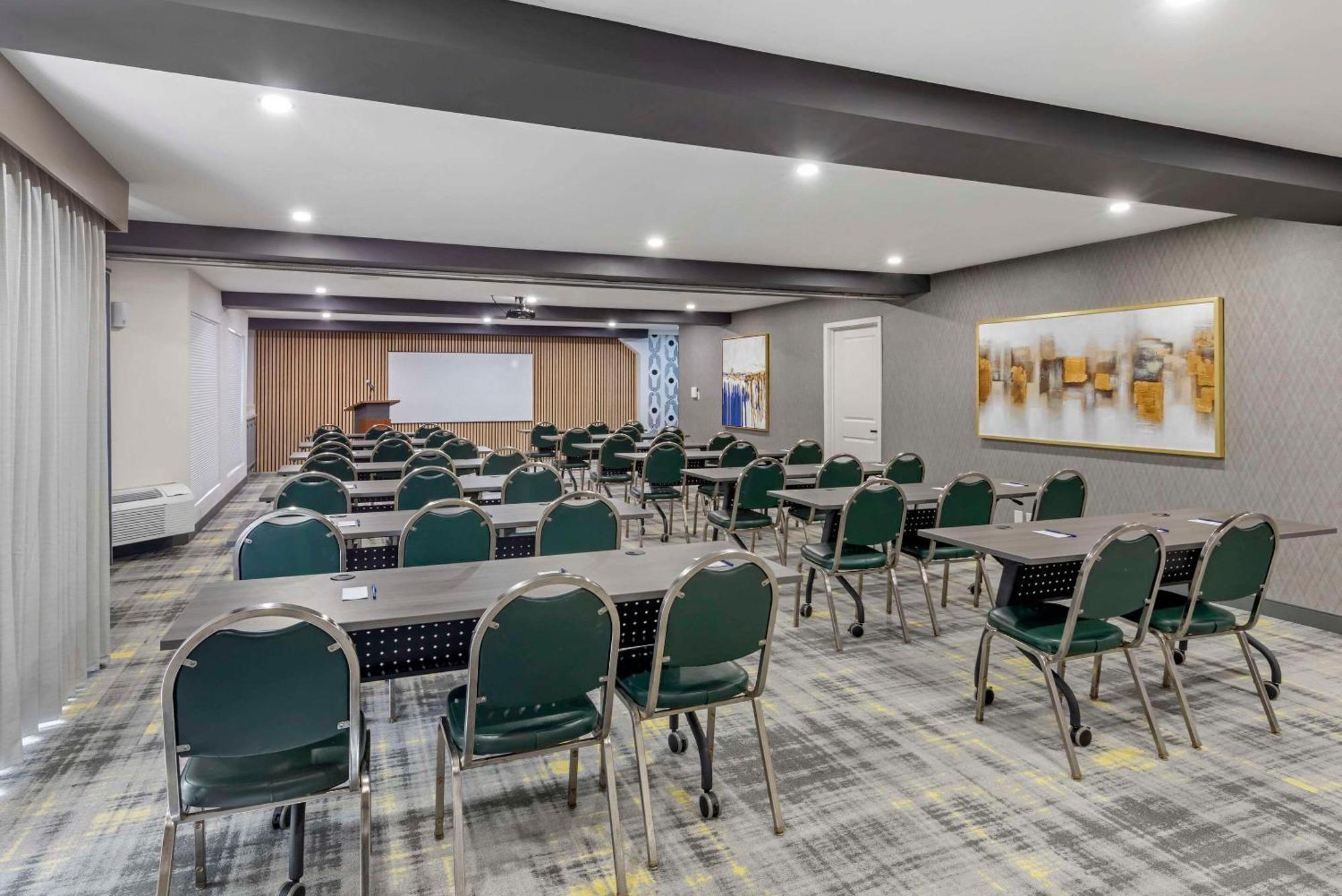 Comfort Inn & Suites Irvine Spectrum Lake Forest Esterno foto